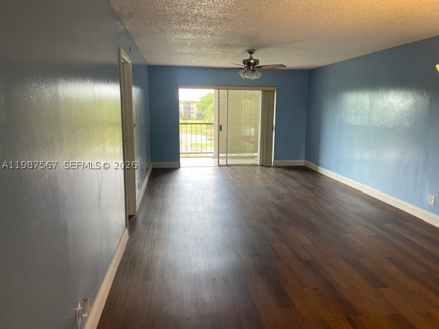 6020 NW 44th St 406 Property Photo 1