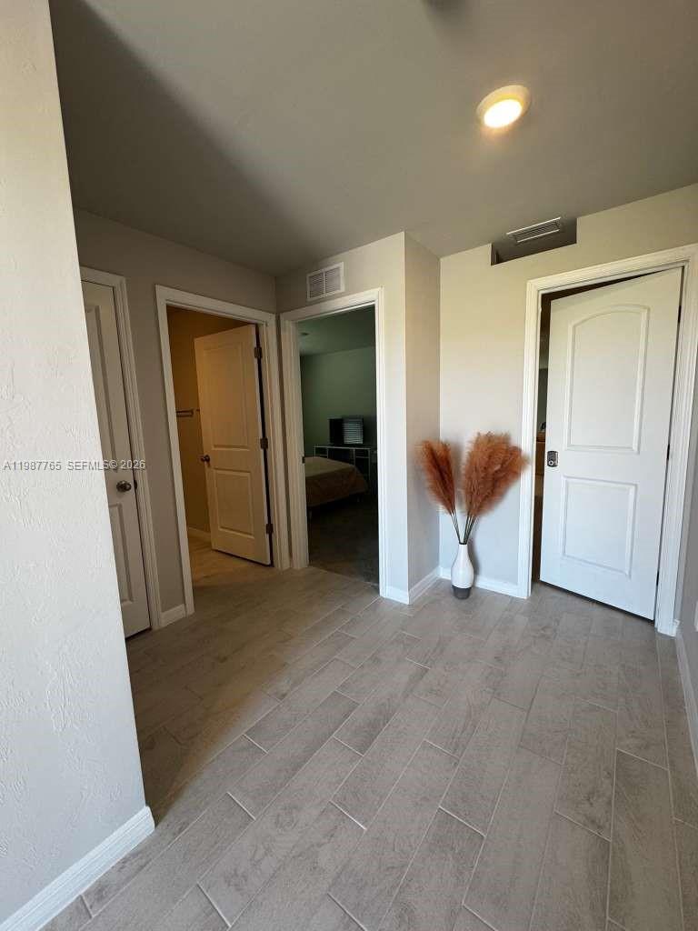 9013 Meadow Cir Property Photo 5