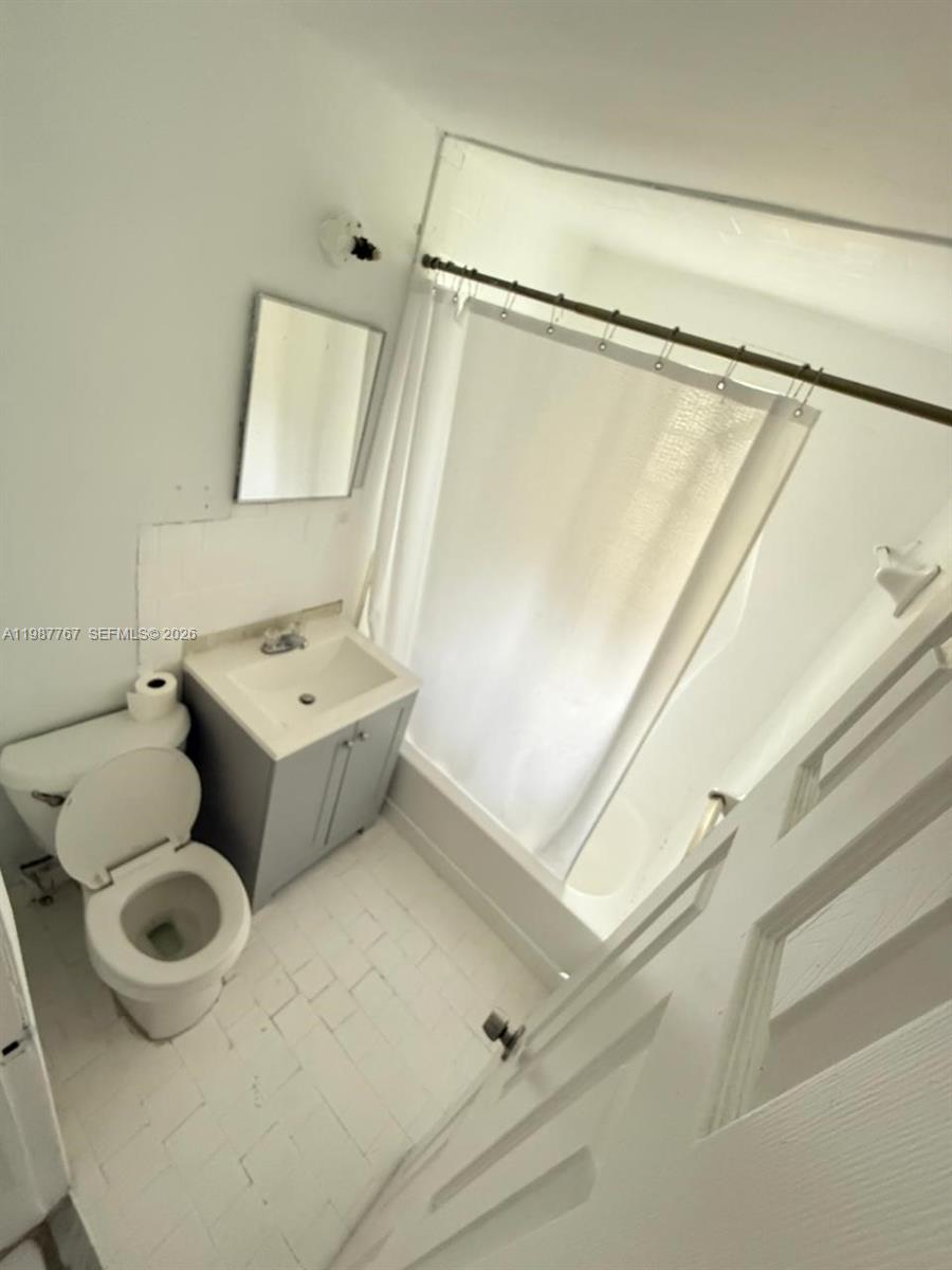 1791 Marseille Dr Property Photo 27