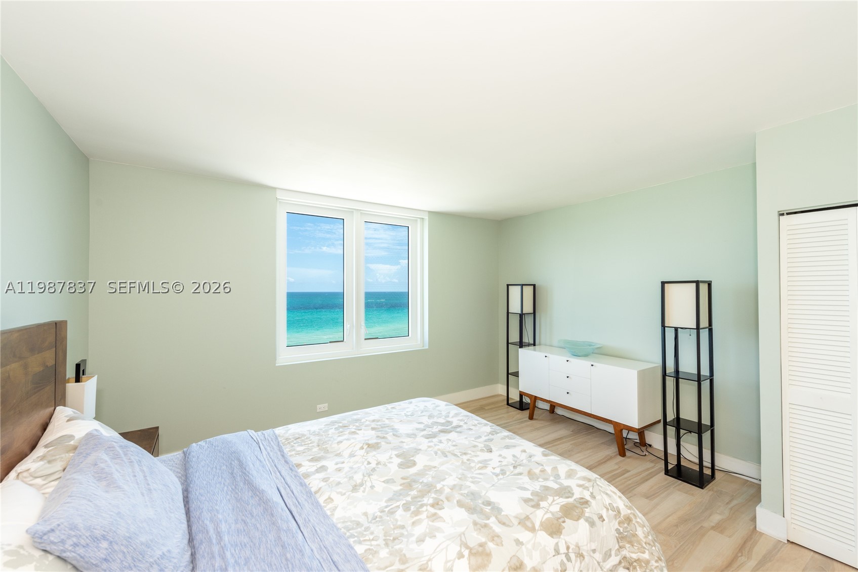 2301 Collins Ave 1009 Property Photo 23