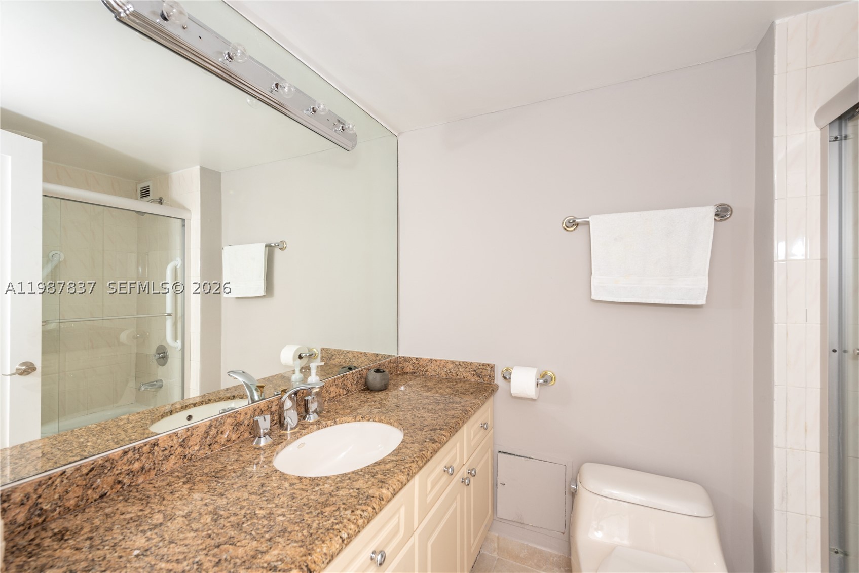2301 Collins Ave 1009 Property Photo 26