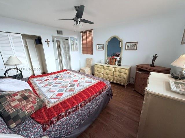 2841 Somerset Dr 305 Property Photo 18