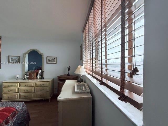 2841 Somerset Dr 305 Property Photo 20