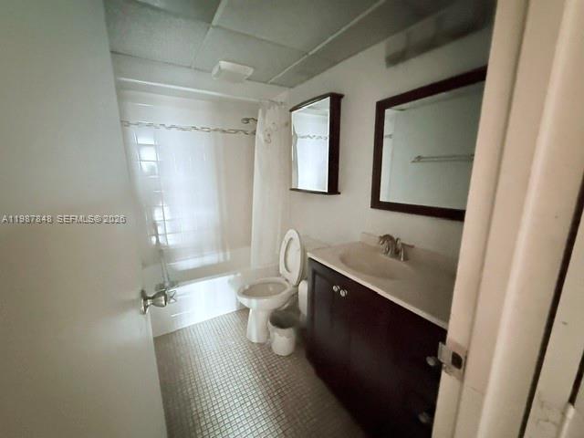 2841 Somerset Dr 305 Property Photo 22