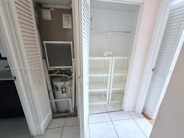 2841 Somerset Dr 305 Property Photo 28