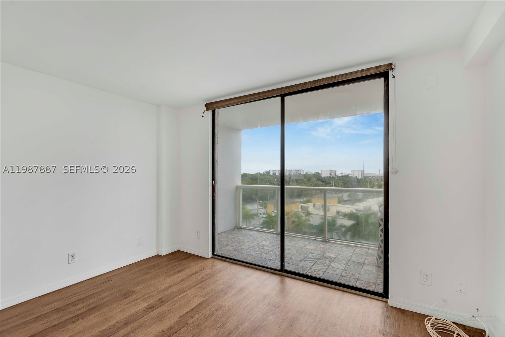 13499 Biscayne Blvd 613 Property Photo 11