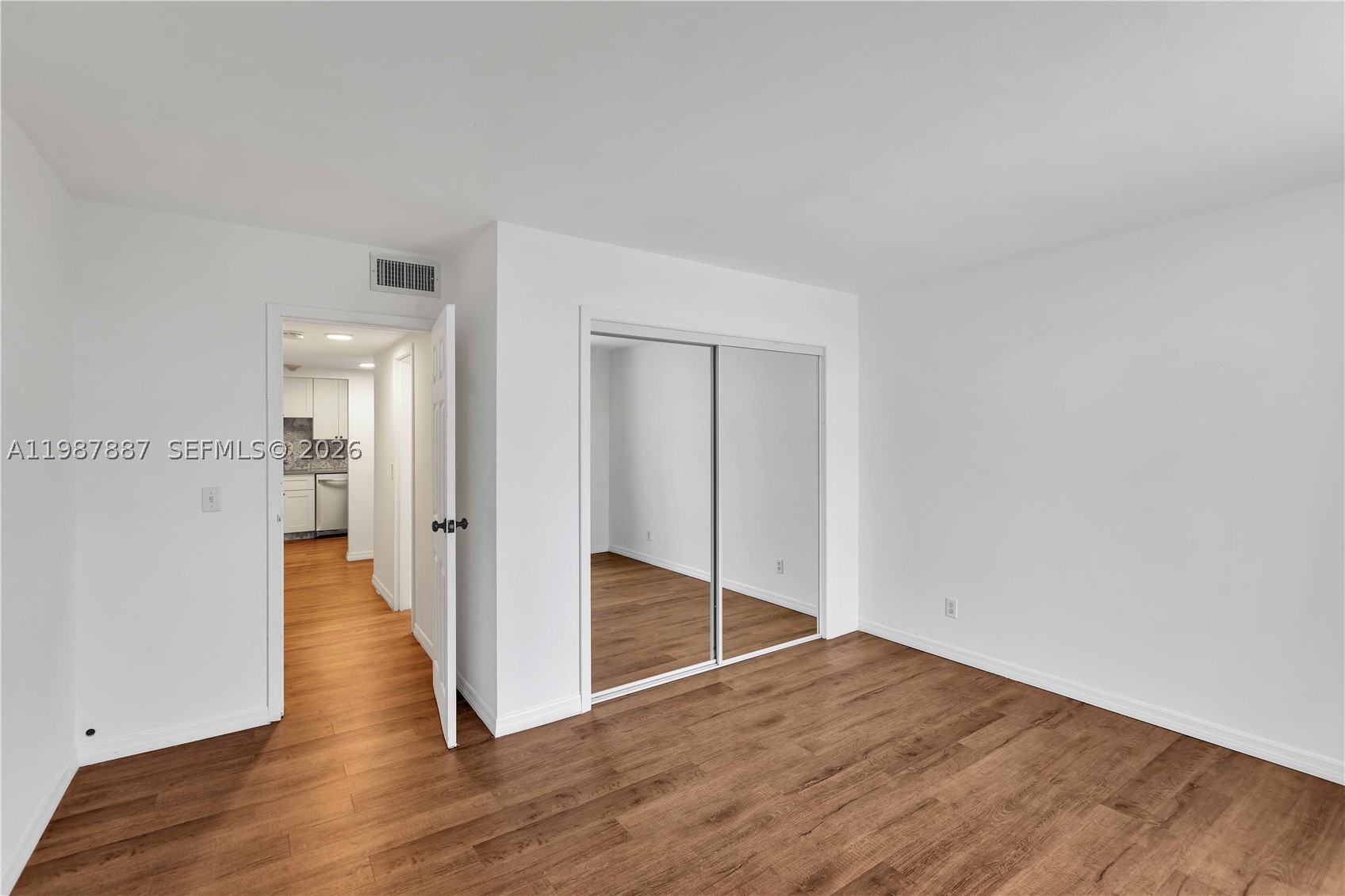 13499 Biscayne Blvd 613 Property Photo 14