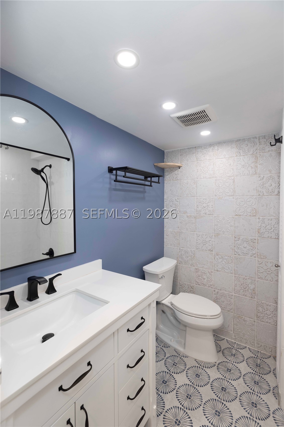 13499 Biscayne Blvd 613 Property Photo 18