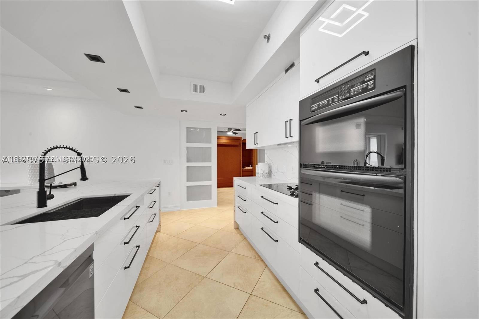 1830 S Ocean Dr 4704 Property Photo 5