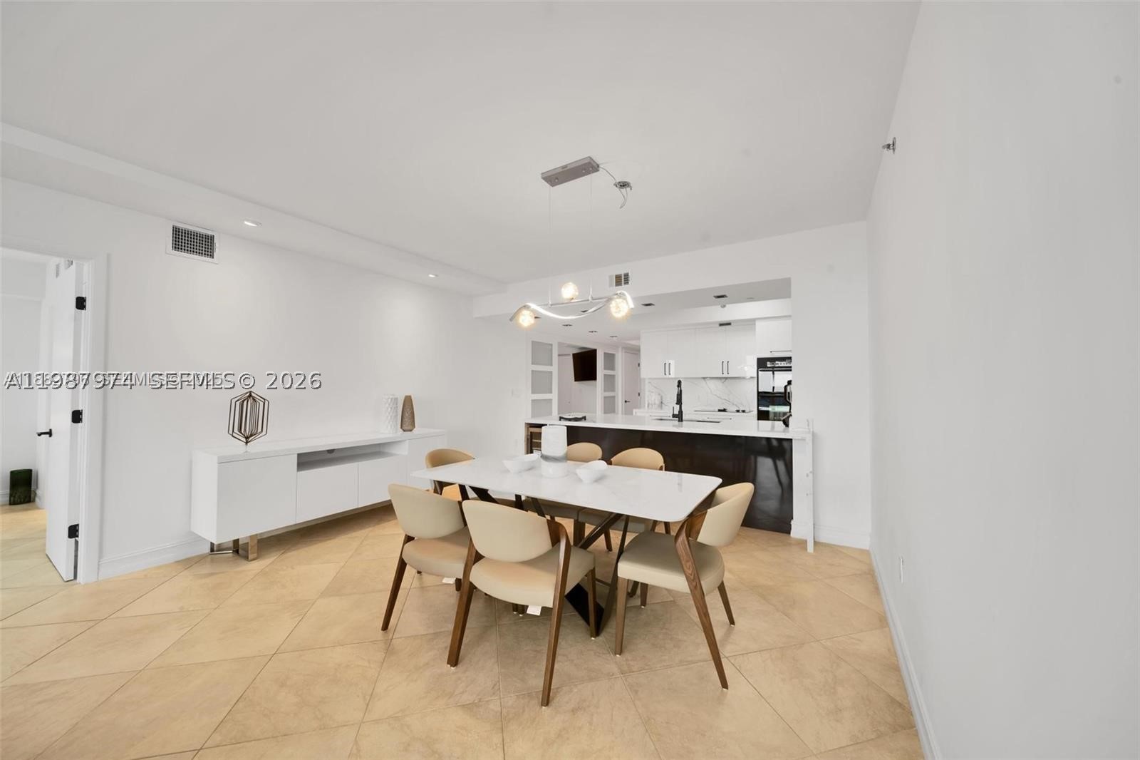 1830 S Ocean Dr 4704 Property Photo 12