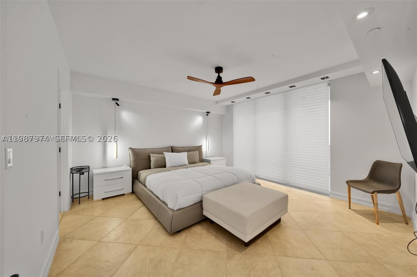 1830 S Ocean Dr 4704 Property Photo 16