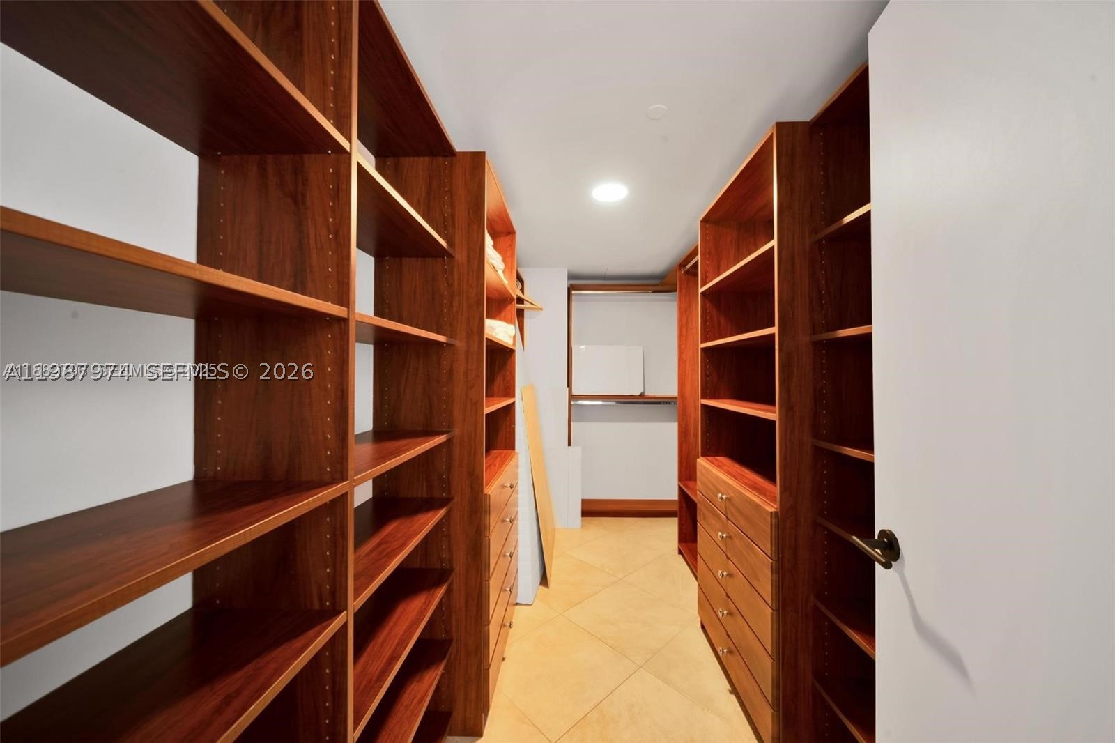 1830 S Ocean Dr 4704 Property Photo 18