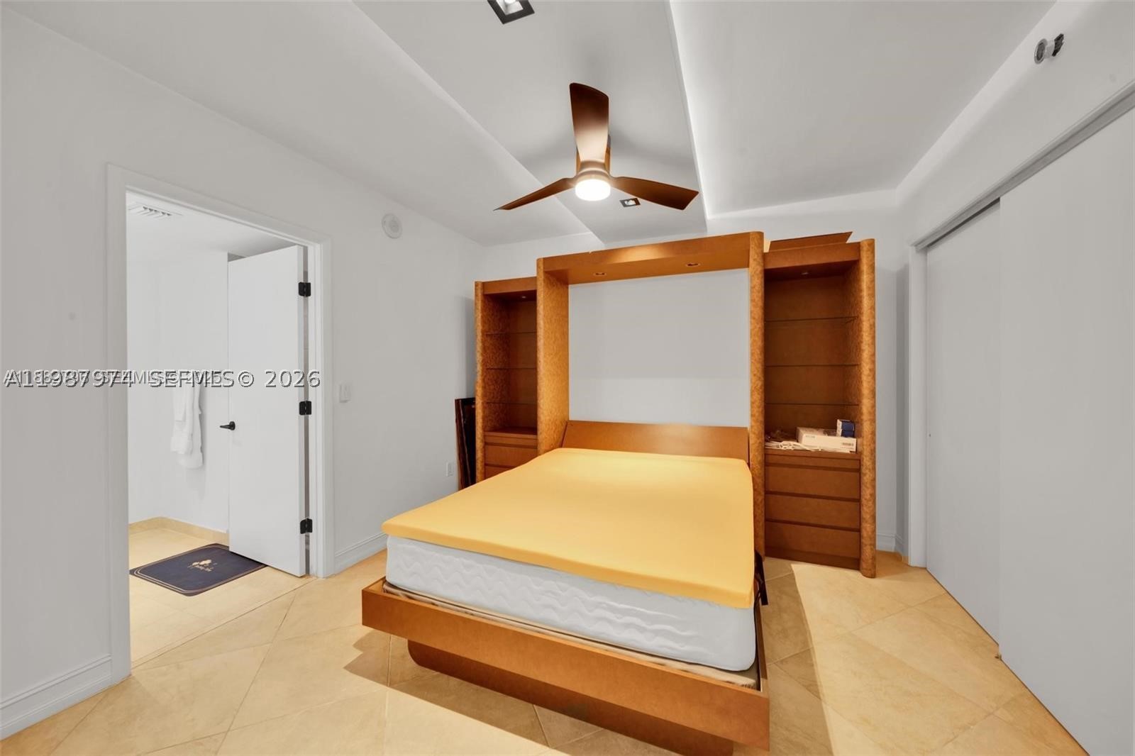 1830 S Ocean Dr 4704 Property Photo 19
