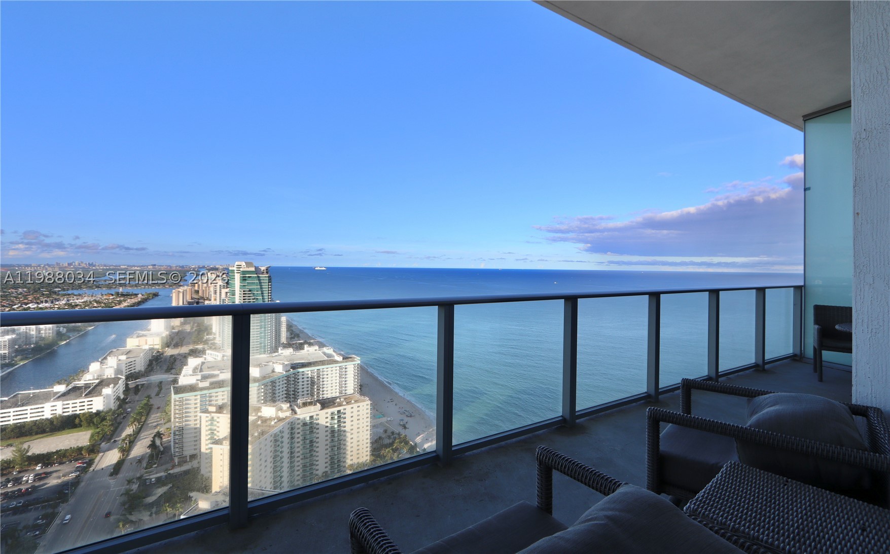 4111 S Ocean Dr UPH8
