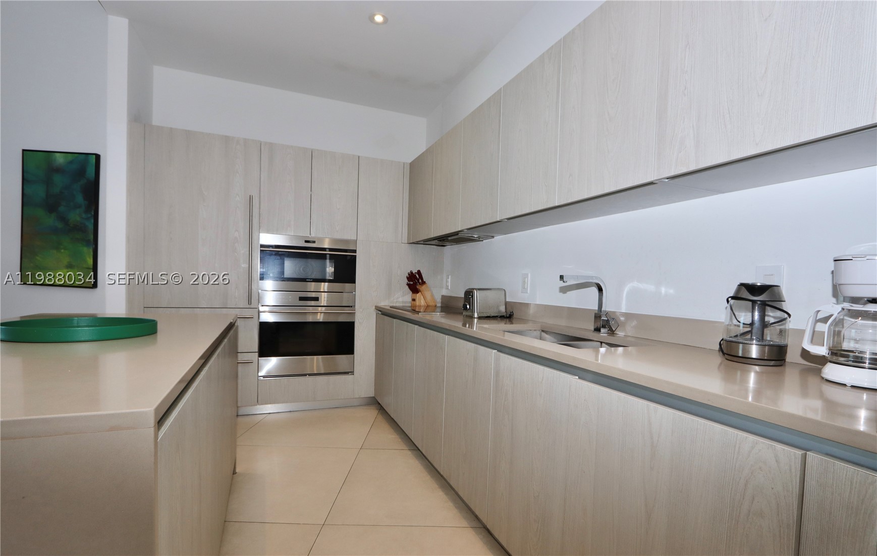 4111 S Ocean Dr Uph8 Property Photo 13