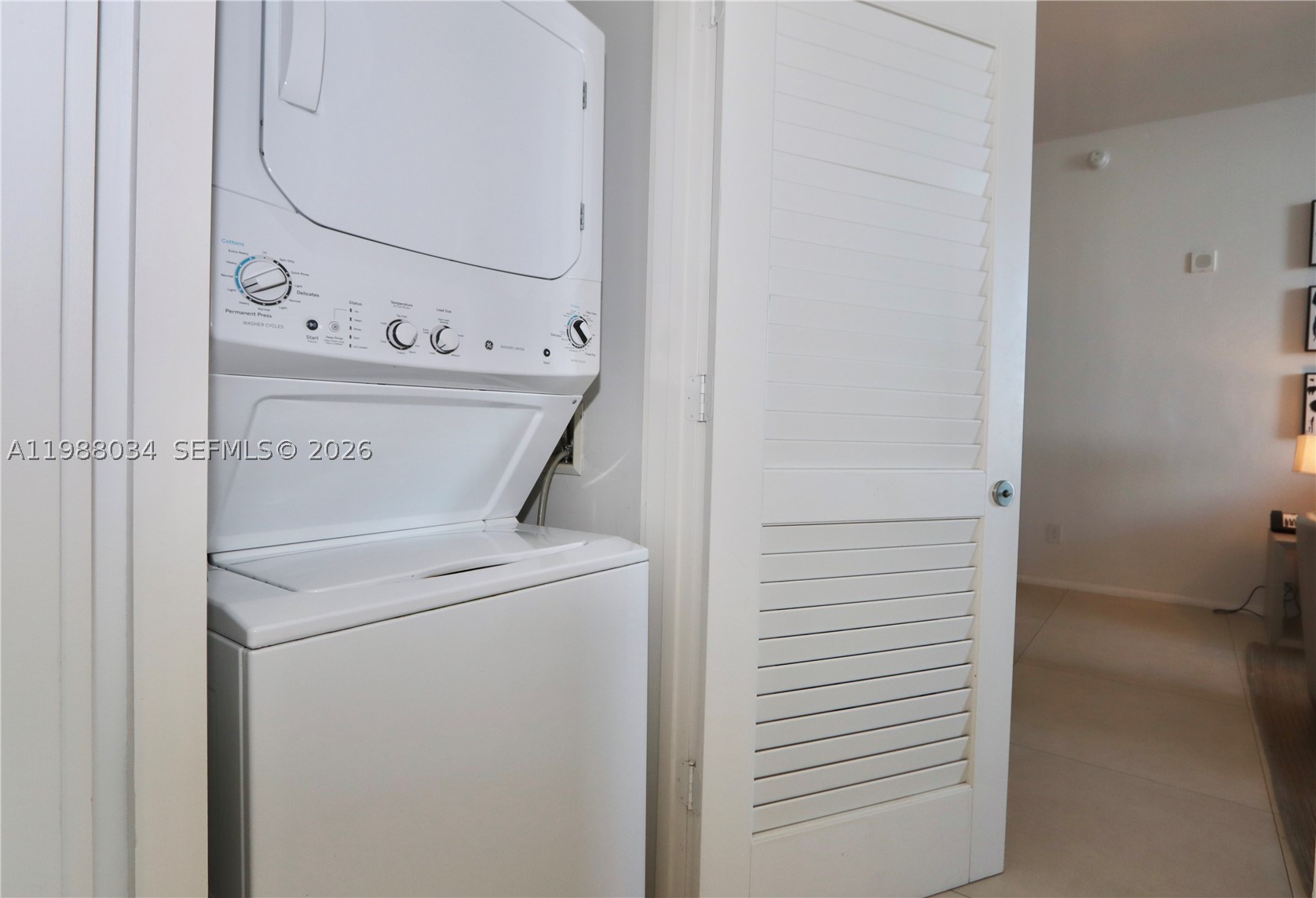 4111 S Ocean Dr Uph8 Property Photo 21