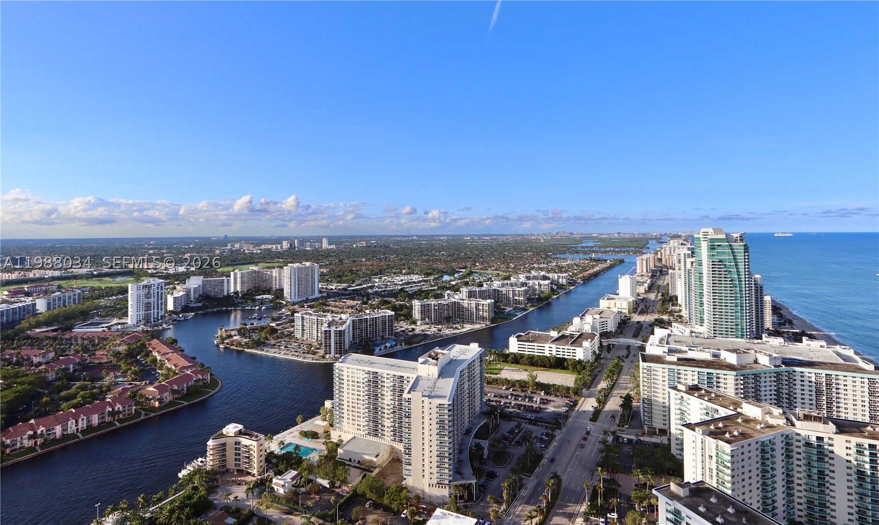 4111 S Ocean Dr Uph8 Property Photo 34