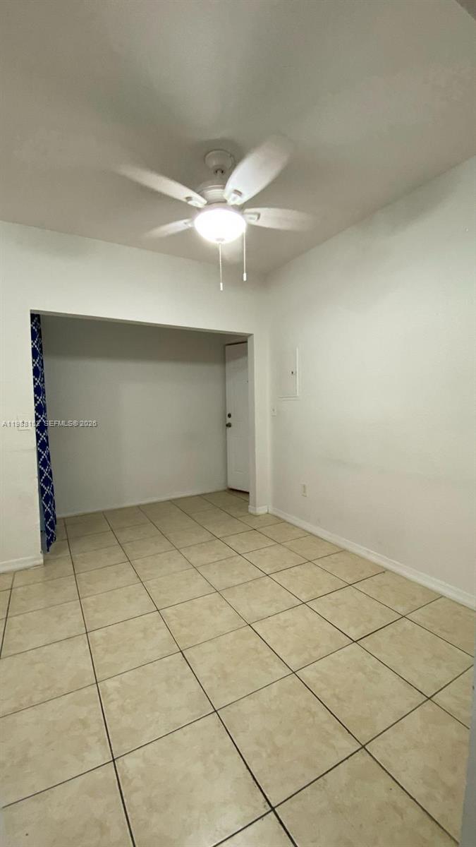 1021 Nw 3rd St 305 Property Photo 4