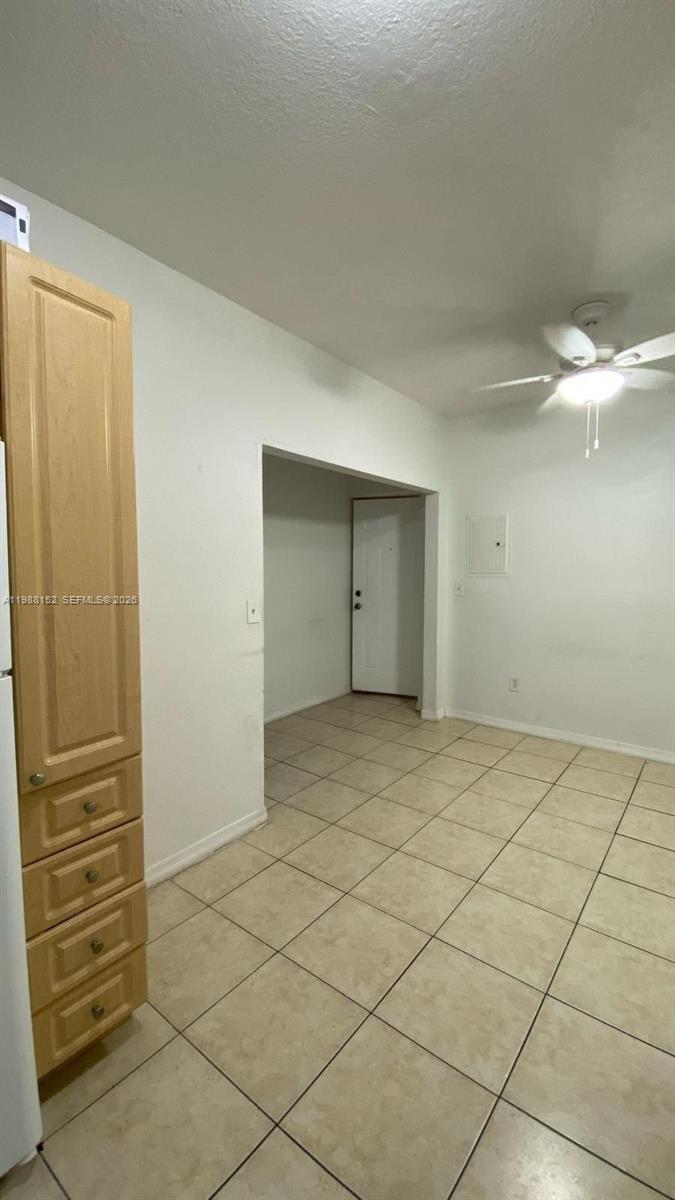 1021 Nw 3rd St 305 Property Photo 6