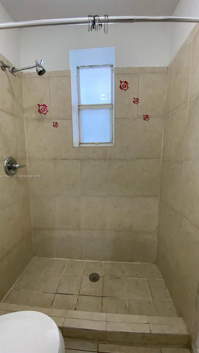 1021 Nw 3rd St 305 Property Photo 8