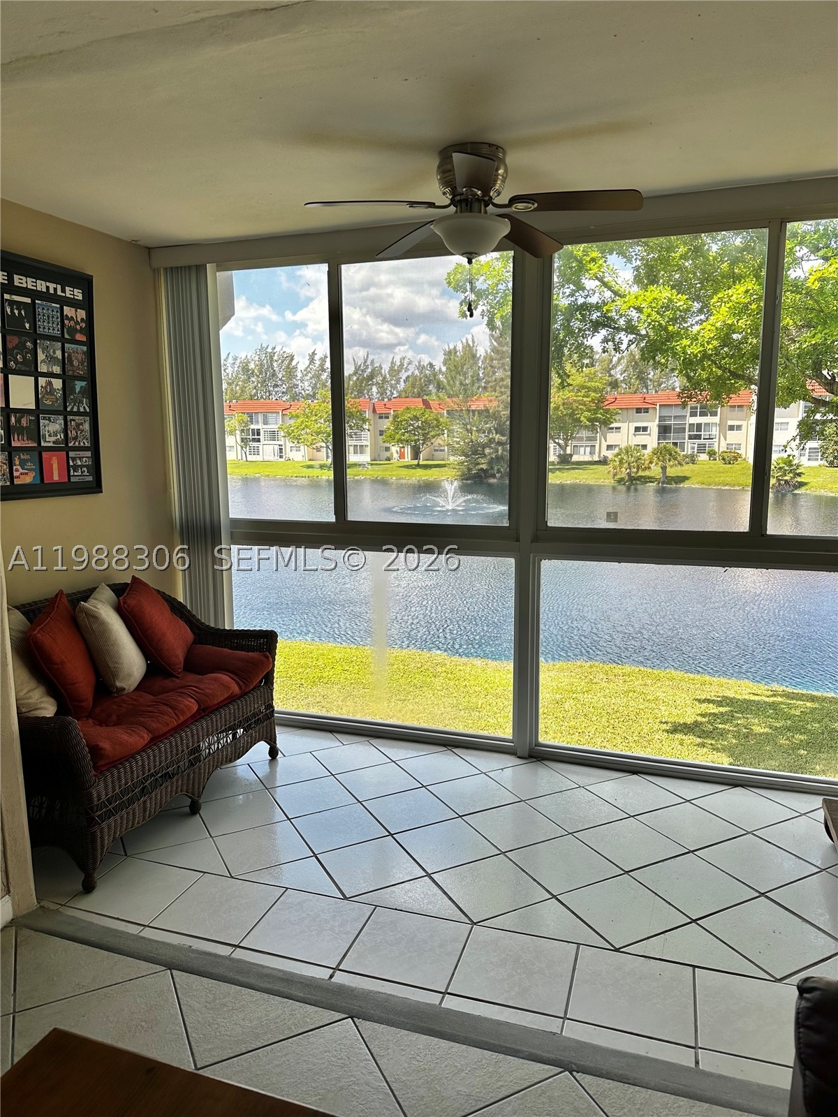2701 E Sunrise Lakes Dr 209 Property Photo 2