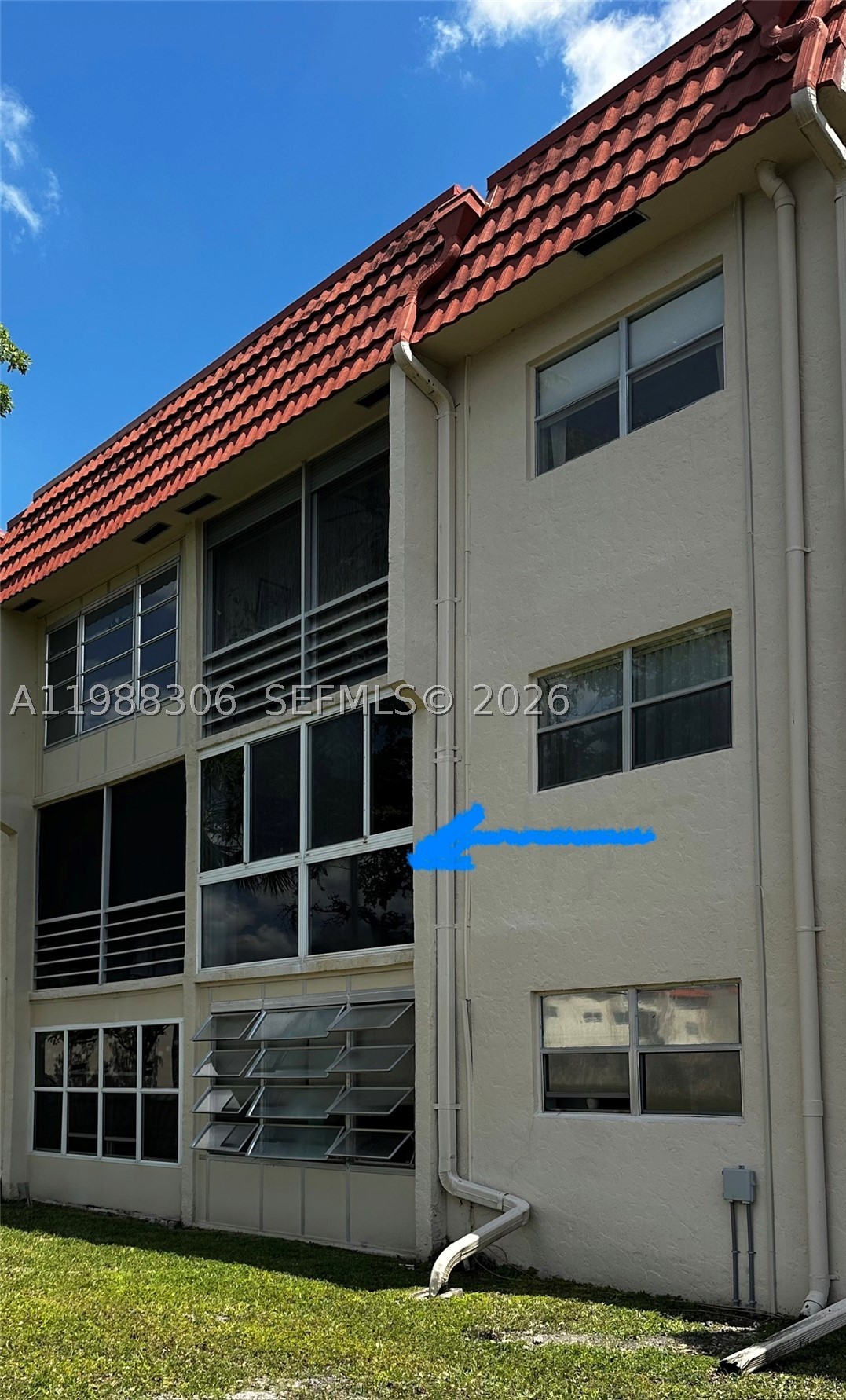 2701 E Sunrise Lakes Dr 209 Property Photo 10