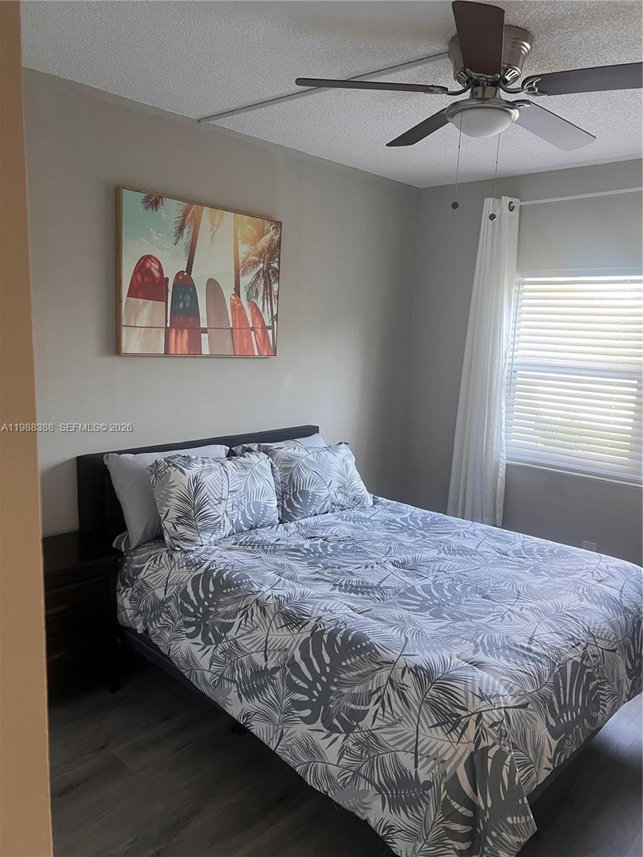 400 N Riverside Dr 214 Property Photo 18