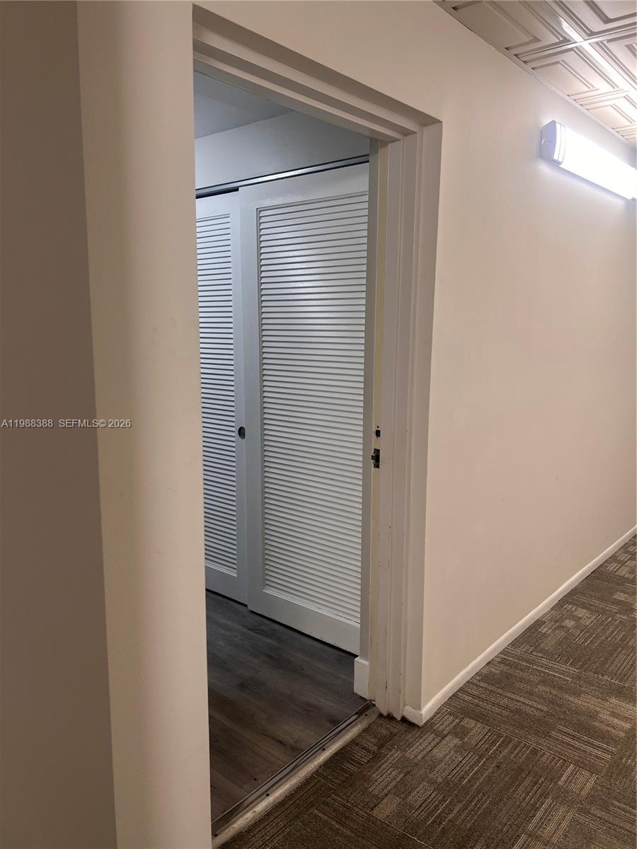 400 N Riverside Dr 214 Property Photo 23