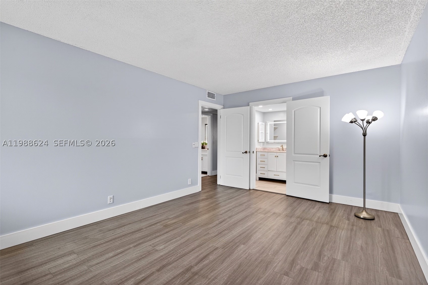 1301 Sw 134th Way 313b Property Photo 23