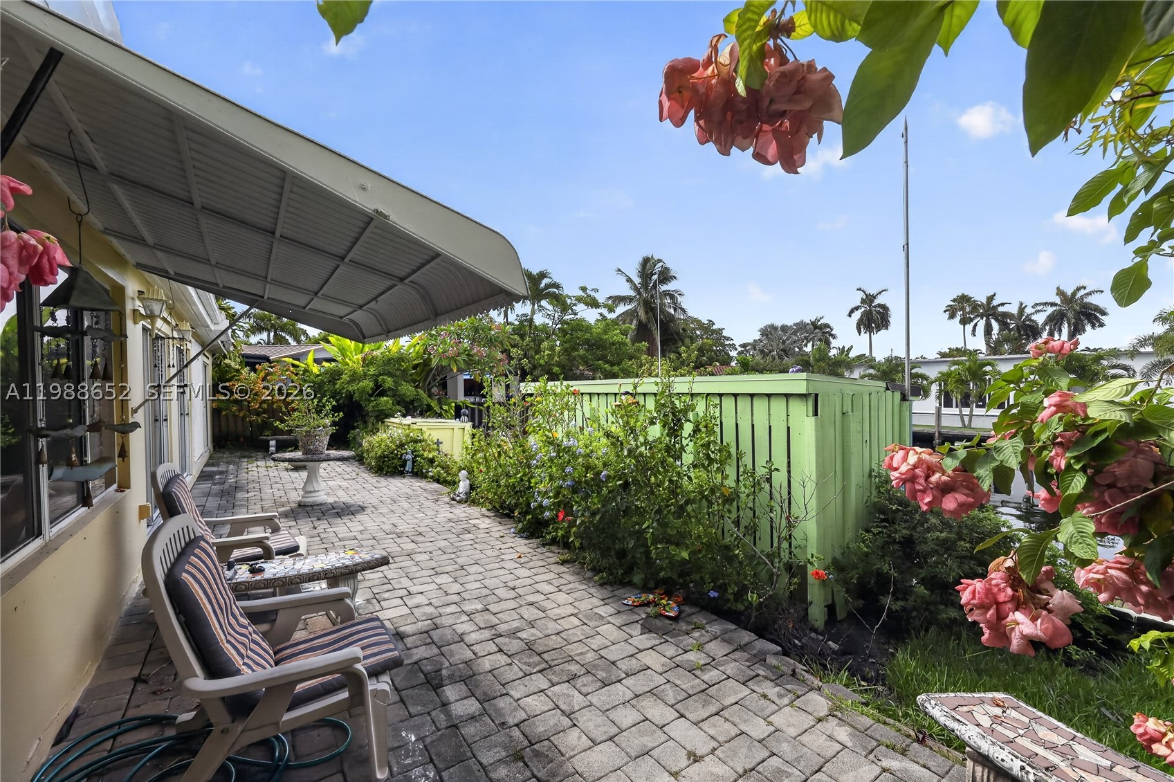 1004 Mandarin Isle Property Photo 6