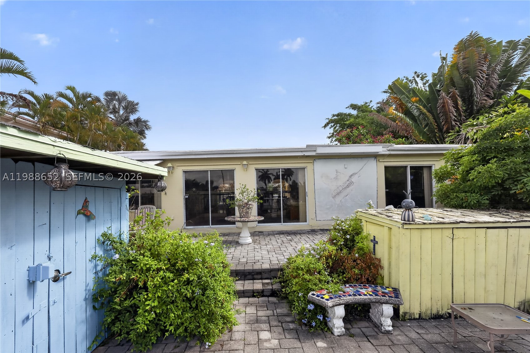 1004 Mandarin Isle Property Photo 12