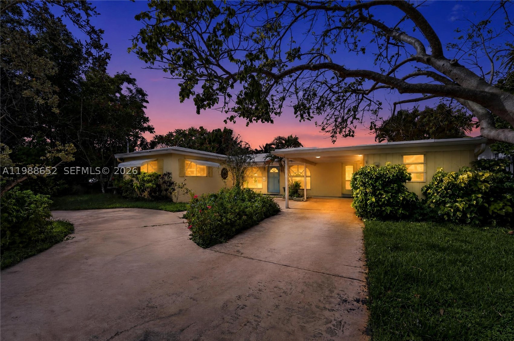 1004 Mandarin Isle Property Photo 32
