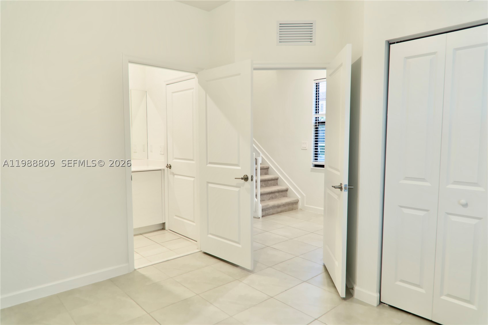11719 Sw 246th Ter . Property Photo 6