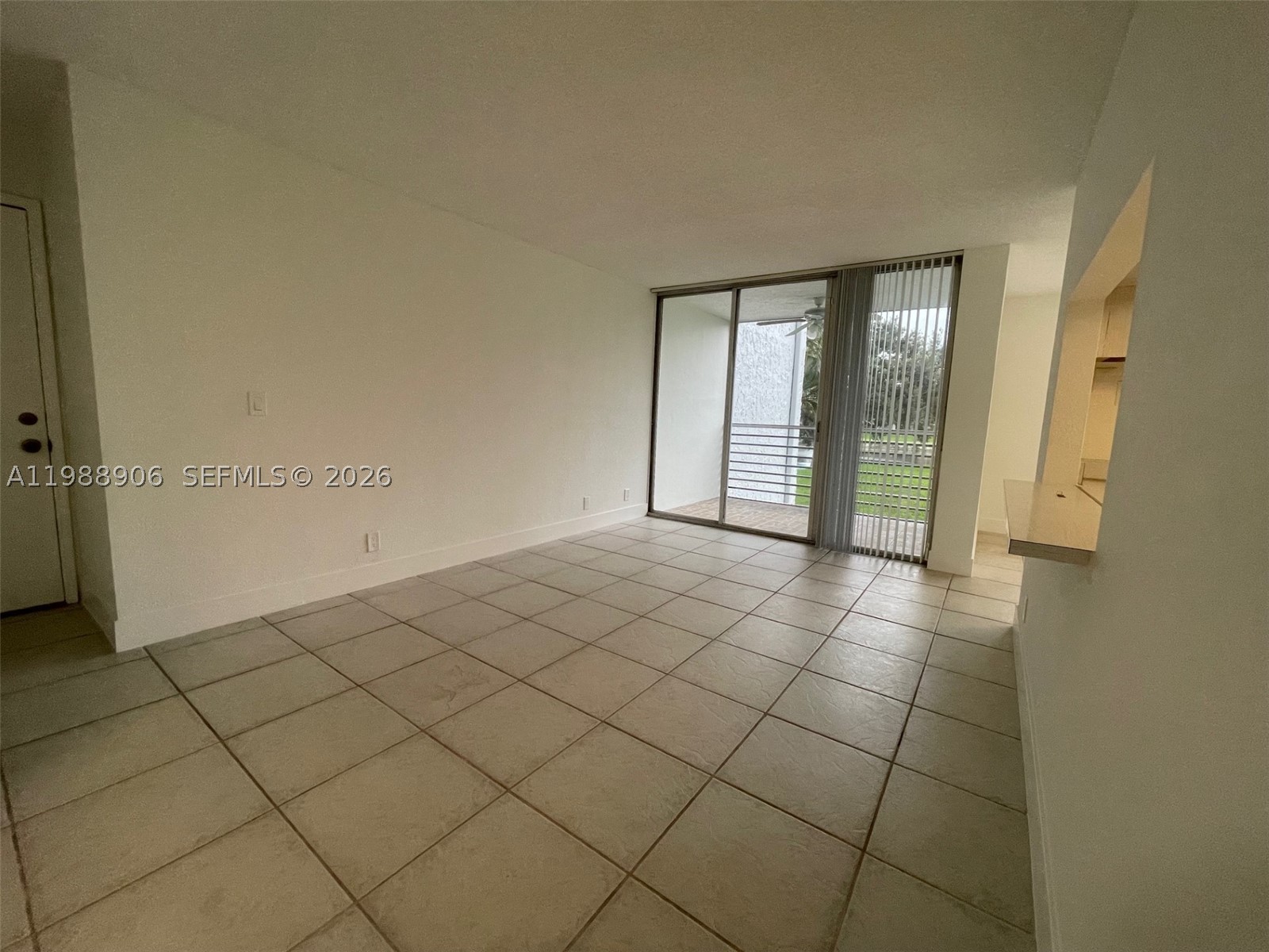 9441 Live Oak Pl 209 Property Photo 3
