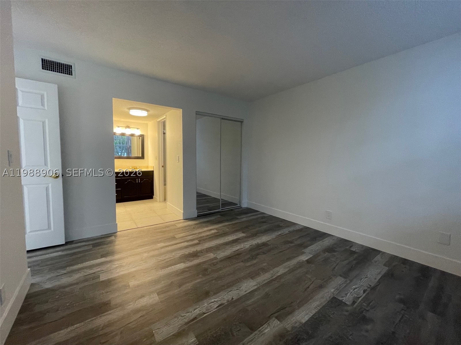9441 Live Oak Pl 209 Property Photo 19