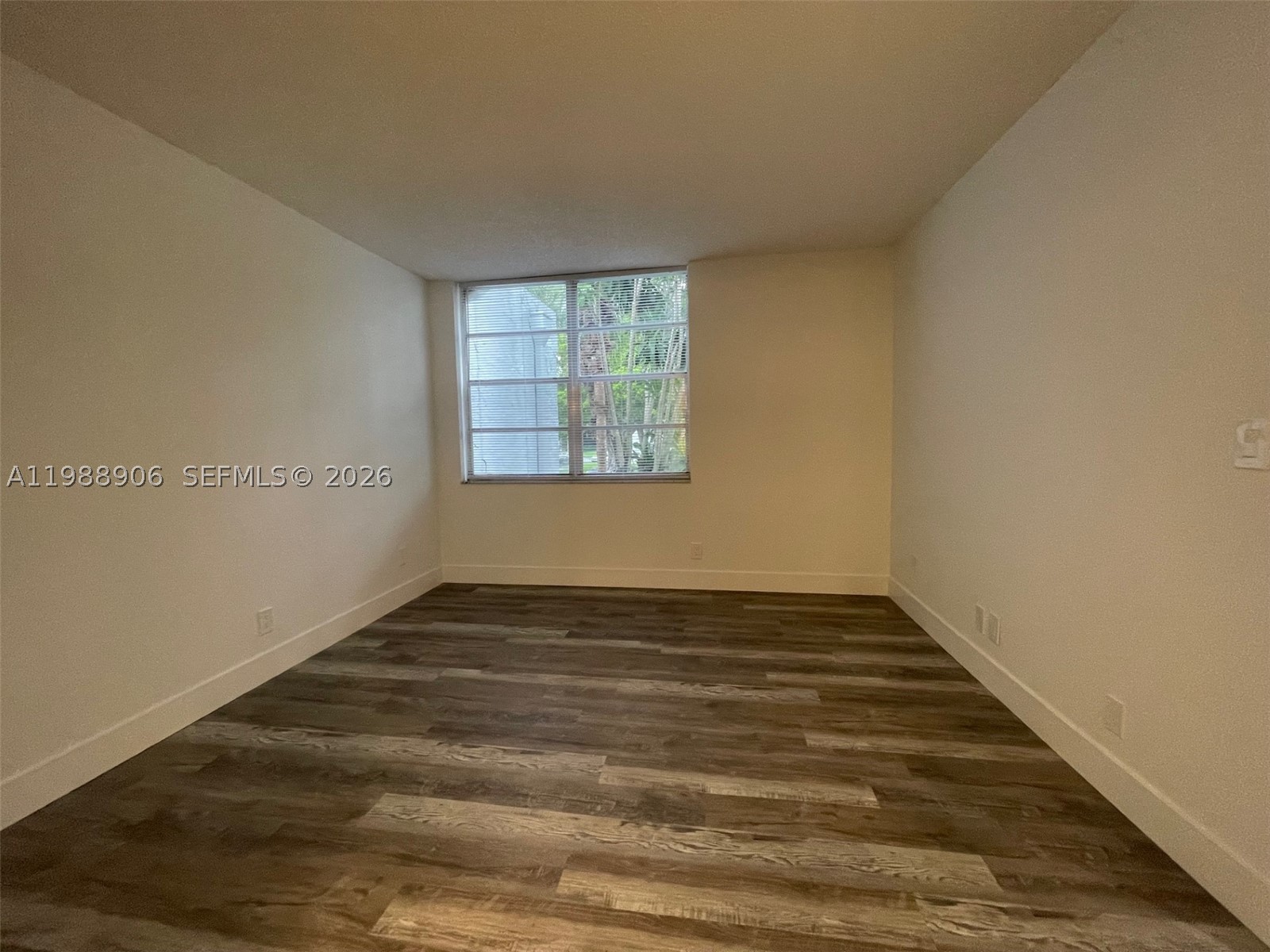 9441 Live Oak Pl 209 Property Photo 20
