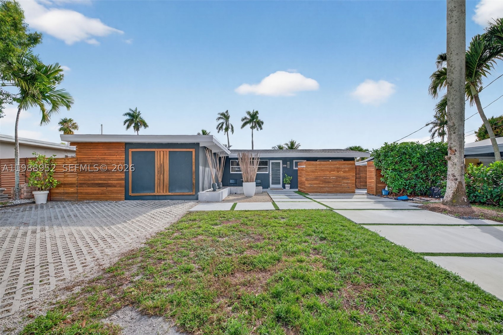 2436 Cat Cay Ln Property Photo 3