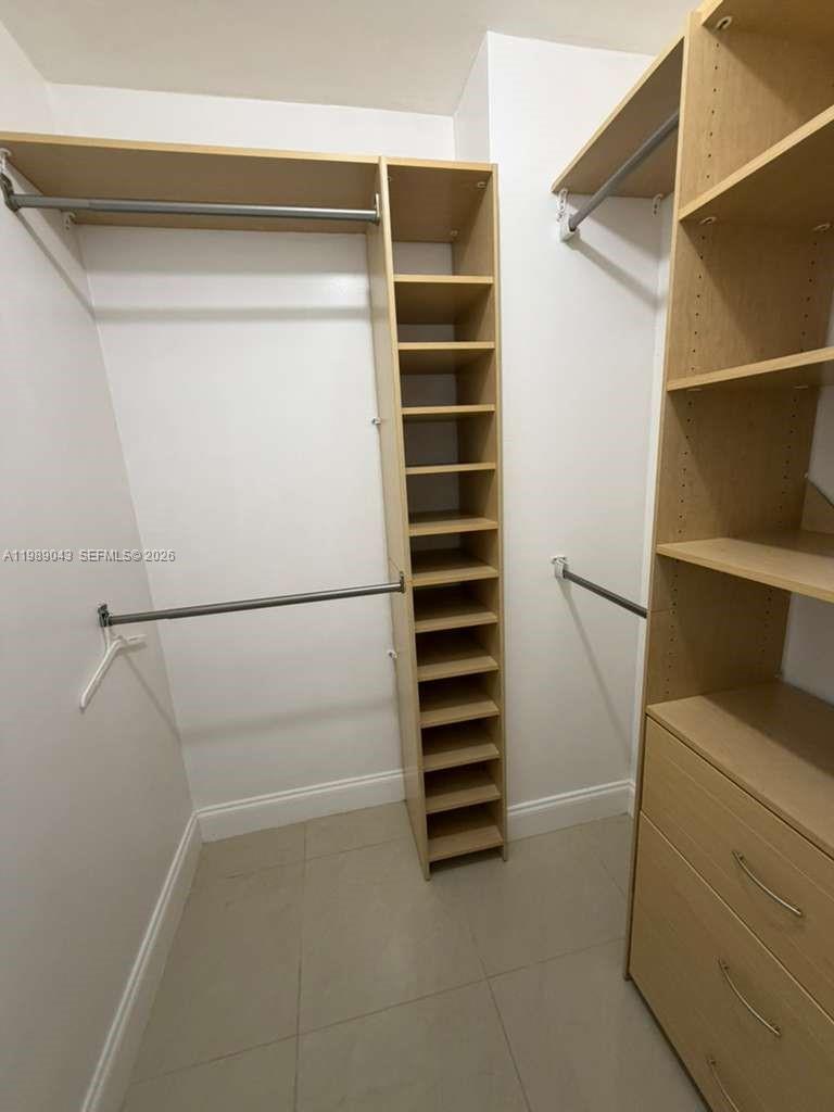 2750 Ne 183rd St 1201 Property Photo 11