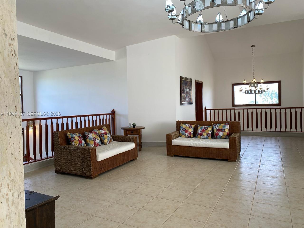La Canada Town Home 10b (th10b) Property Photo 7