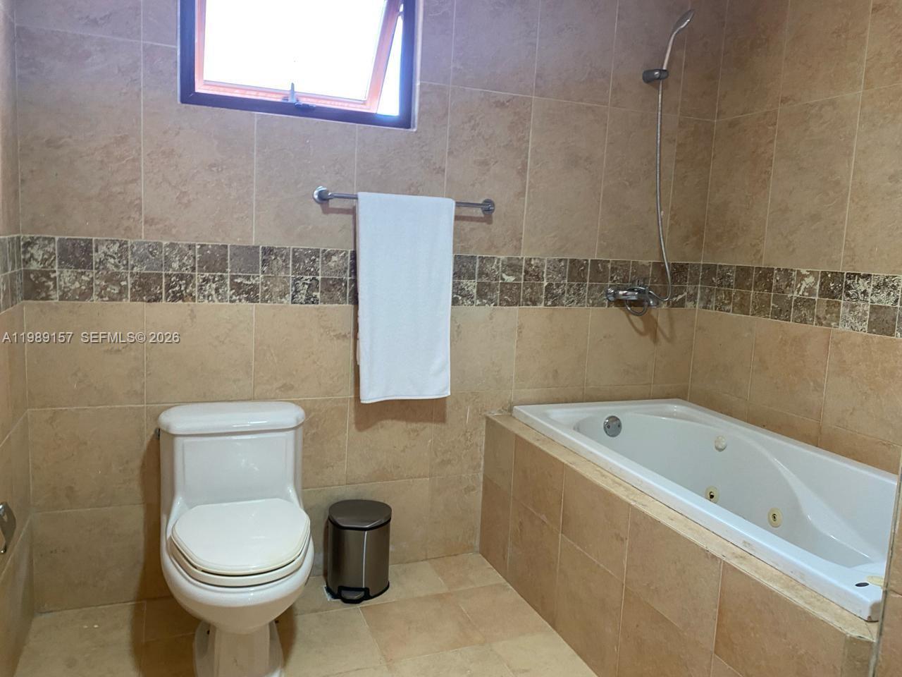 La Canada Town Home 10b (th10b) Property Photo 14