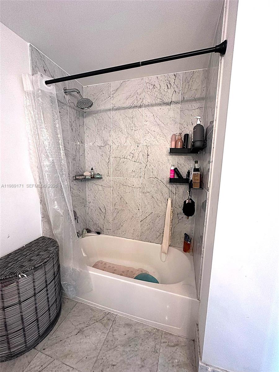 244 Biscayne Blvd 3707 Property Photo 18