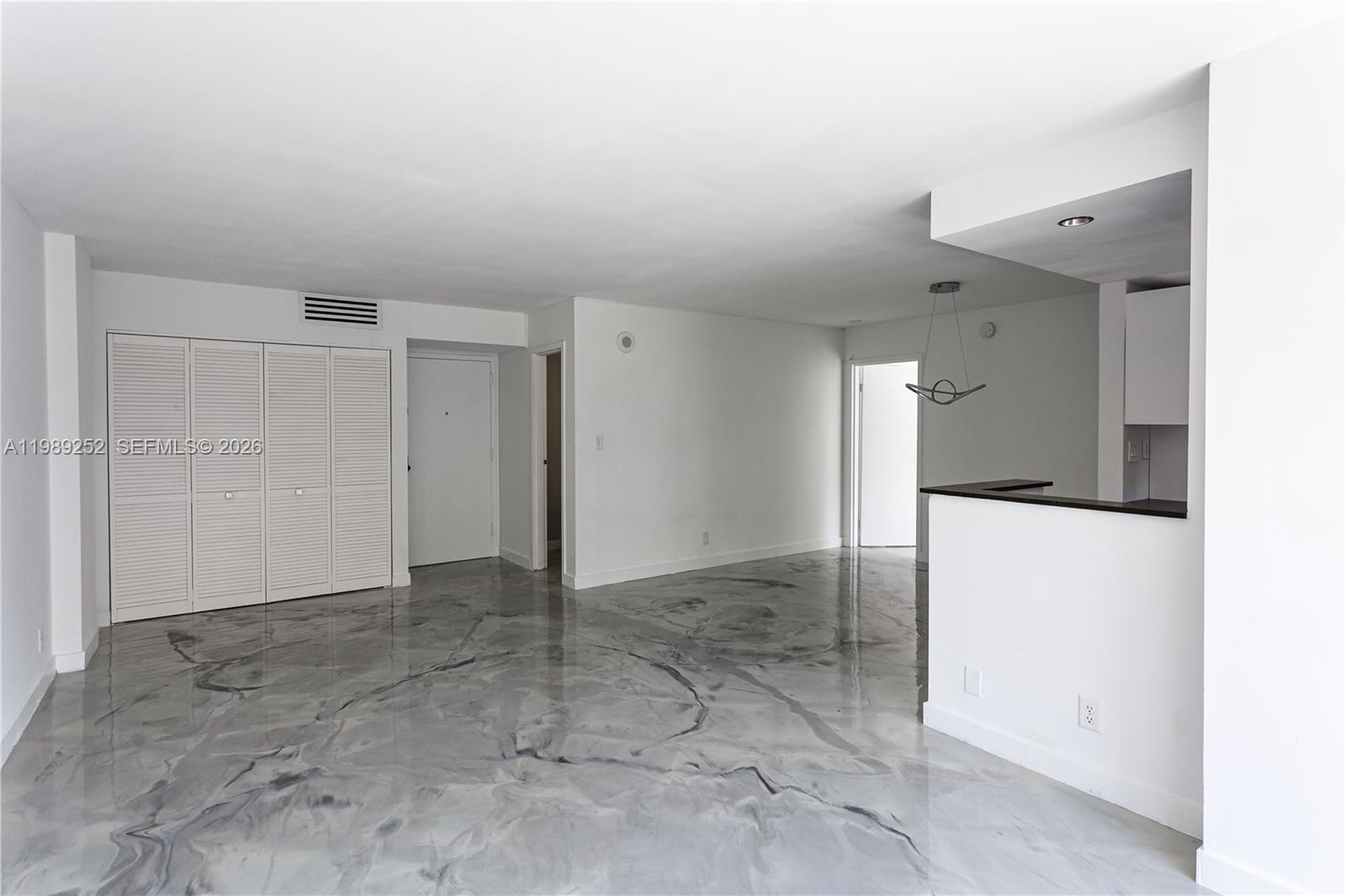 17021 N North Bay Rd 428 Property Photo 22
