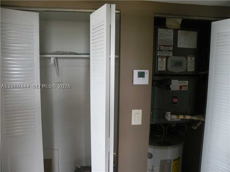 16410 Miami Dr 504 Property Photo 16