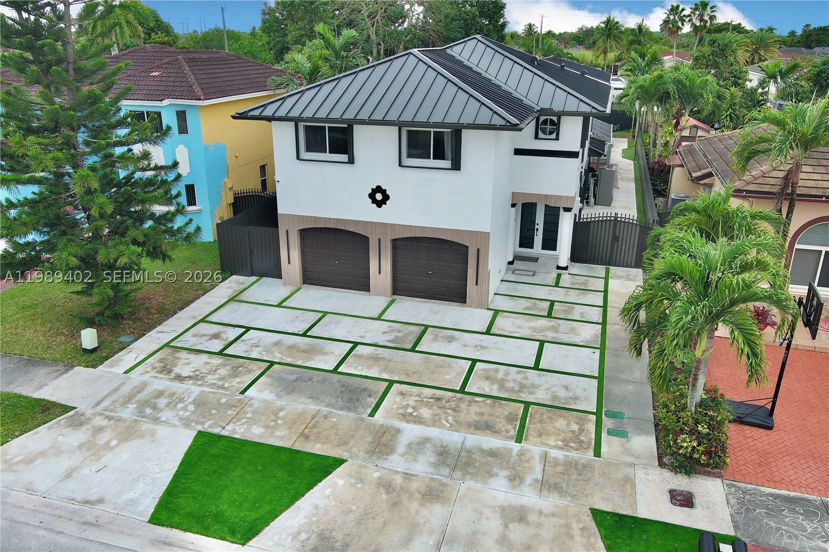 14052 Sw 167th Ter Property Photo 1
