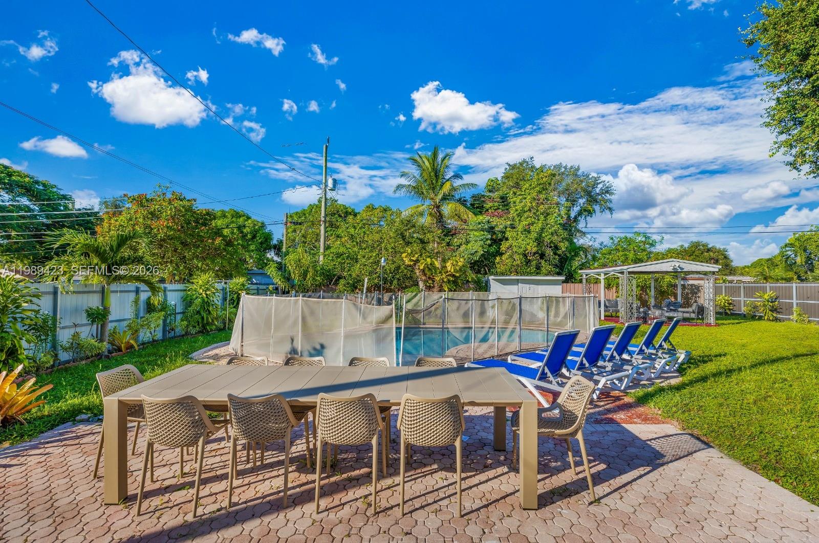 38 Miami Gardens Rd Property Photo 29
