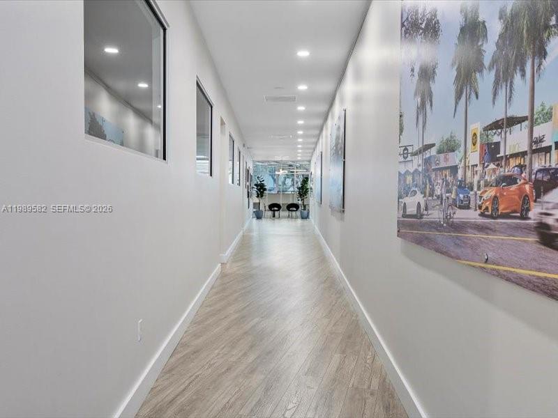 2404 Hollywood Blvd Property Photo 14