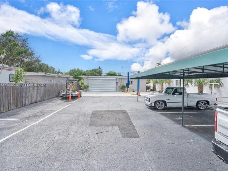 2404 Hollywood Blvd Property Photo 35