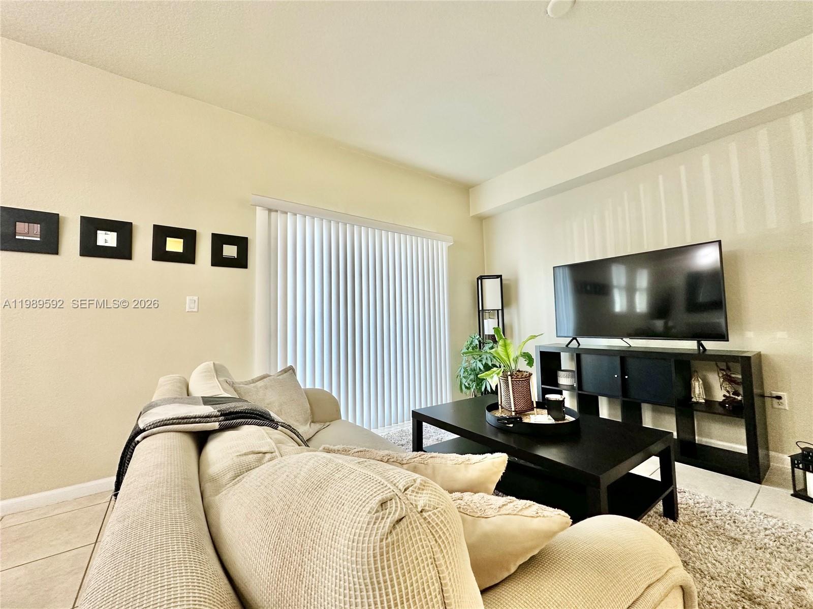 11403 Nw 89th St 219 Property Photo 12