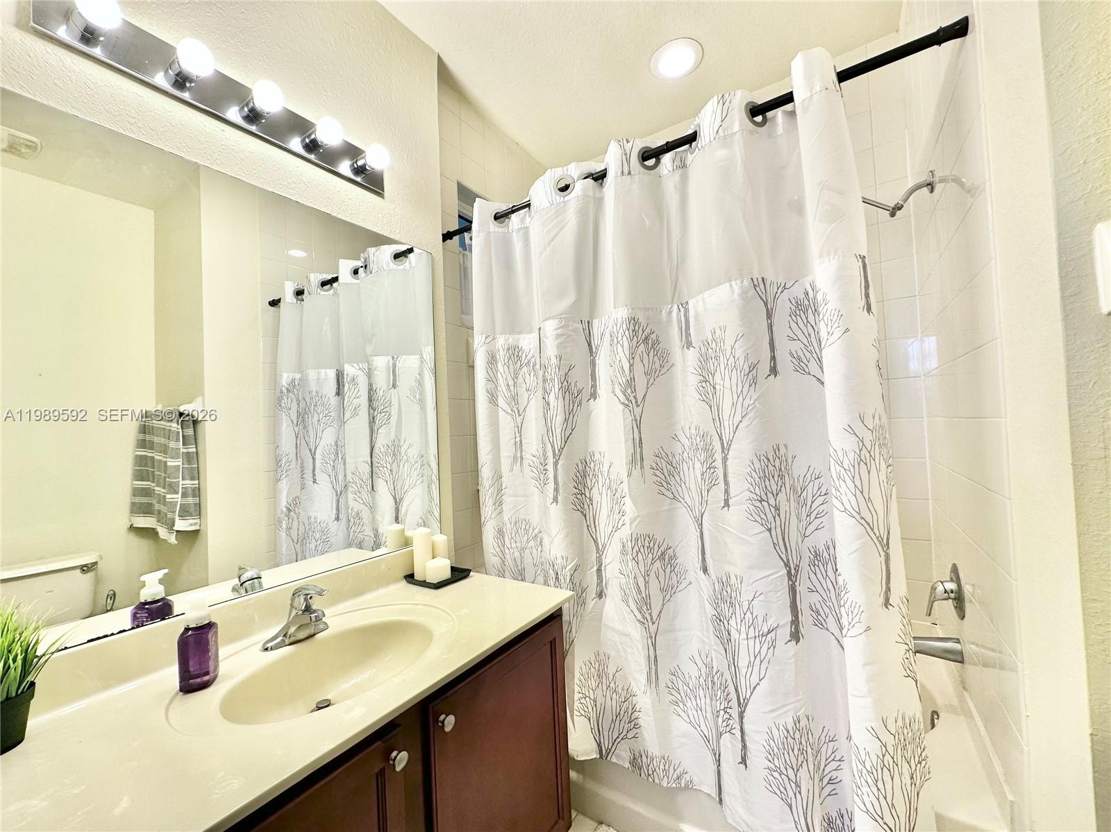 11403 Nw 89th St 219 Property Photo 25