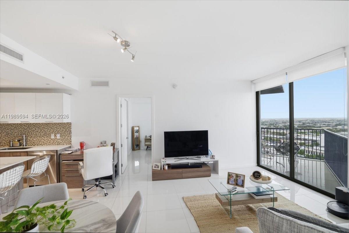 5300 Paseo Blvd 1803 Property Photo 5